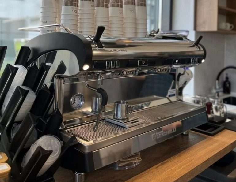 Nuova Simonelli Aurelia Wave 2 Gr S: инвестиция в успех кофейни