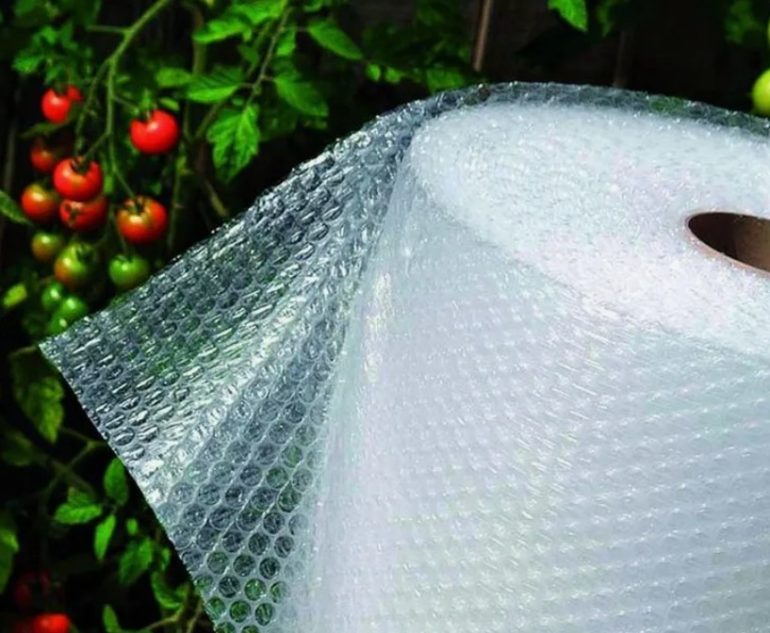 Воздушно-пузырчатая пленка для теплиц: как использовать для утепления растений